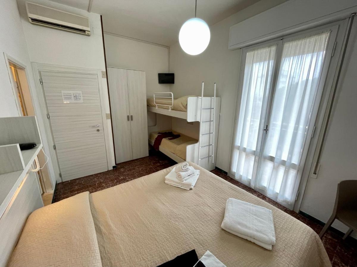 Hotel Napoleon Riccione Eksteriør billede