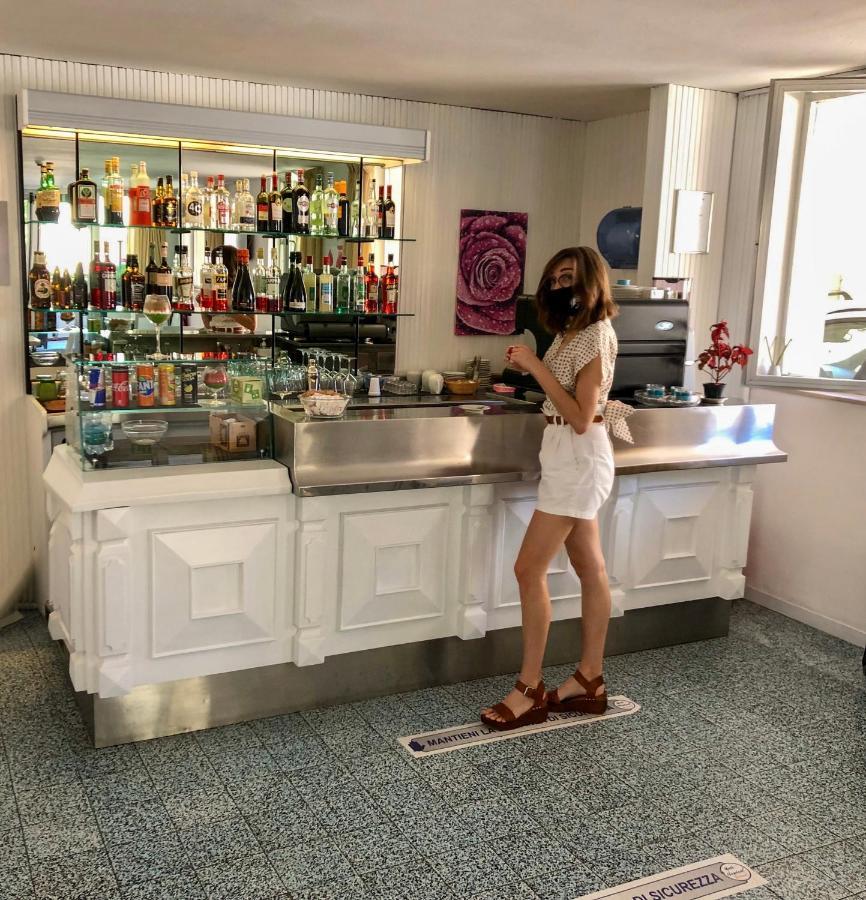 Hotel Napoleon Riccione Eksteriør billede
