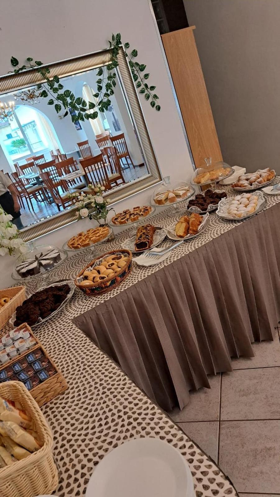 Hotel Napoleon Riccione Eksteriør billede