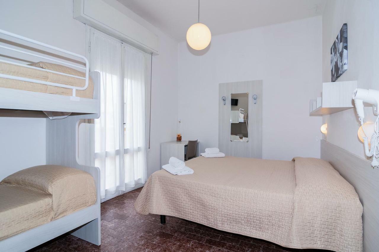 Hotel Napoleon Riccione Eksteriør billede